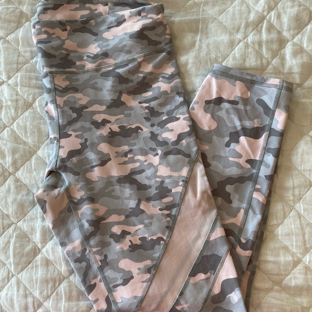 Fabletics Mesh Powerhold Capri Leggings